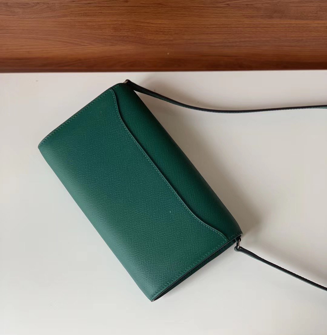 HM Constance Epsom Long To Go Wallet Green For Women, Wallet 8.1in/21cm