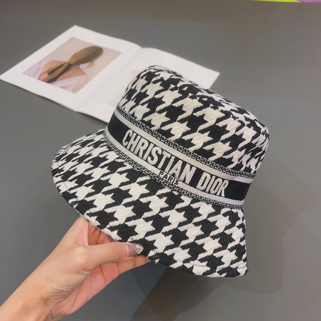 DOR HOUNDSTOOTHS BUCKET HAT BLACK
