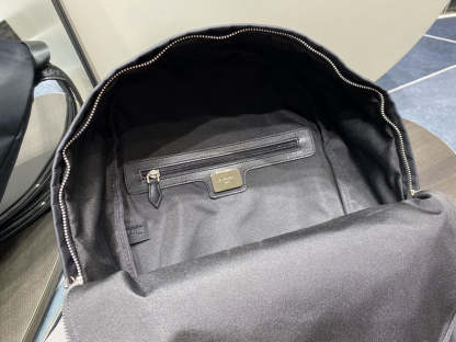 gv Essentiel U Backpack Black For Men, Men&#8217;s Backpacks 17in/43cm GVC