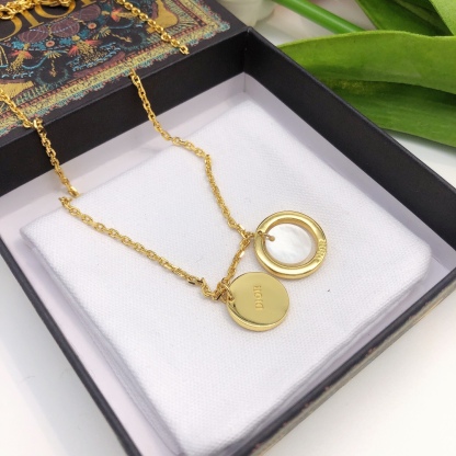 DOR GOLD NECKLACE