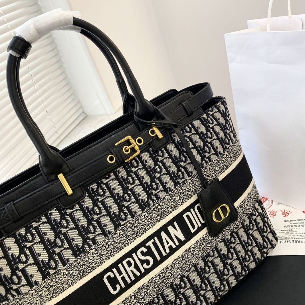 DOR TOTE BAG WITH GOLD TONE BUCKLE OBLIQUE EMBROIDERY BLUE 34CM