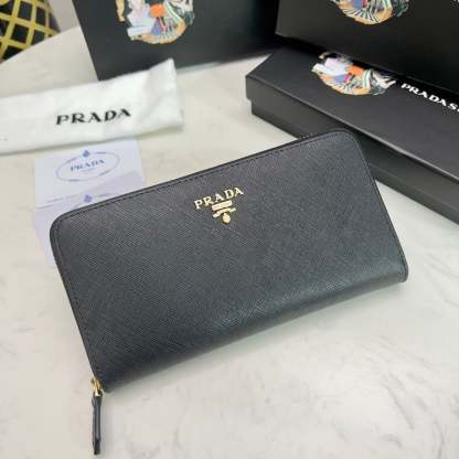 PR LARGE SAFFIANO LEATHER WALLET BLACK 19CM