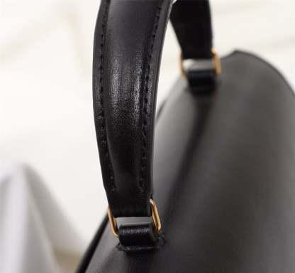 SAINT LAURENT CASSANDRA MEDIUM TOP HANDLE BAG BLACK GOLD 24CM