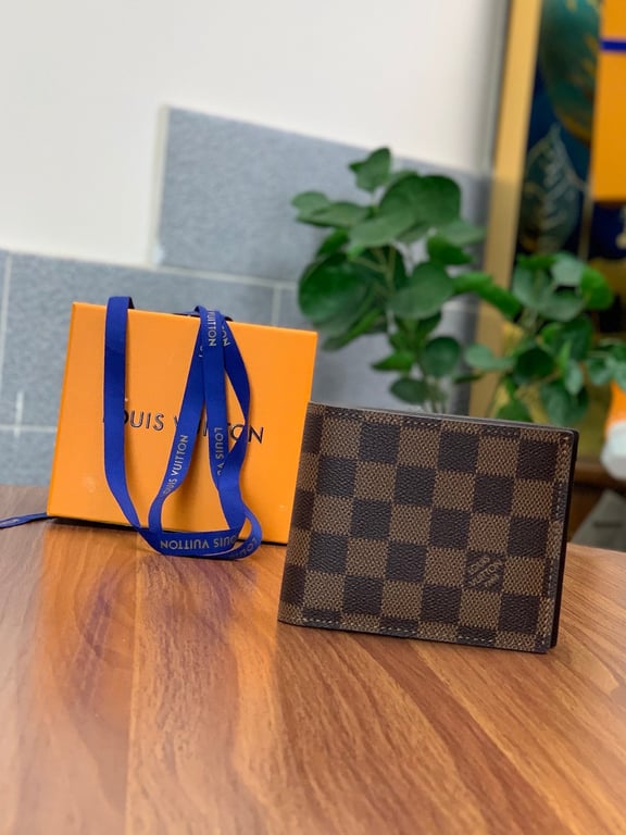 LOUIS VUITTON DAMIER BROWN COATED CANVAS 11CM N60053