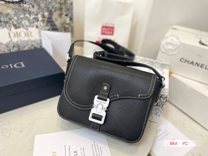 DOR MINI SADDLE BAG WITH STRAP BLACK 23CM