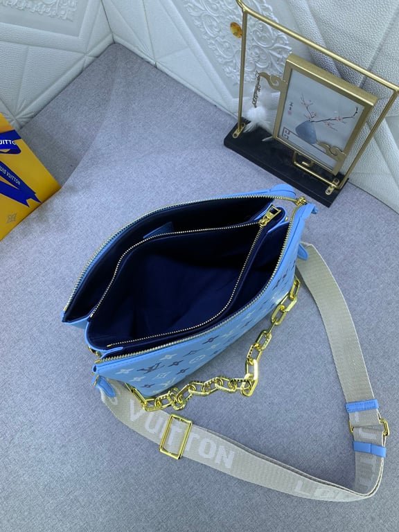 LUV COUSSIN PM LIGHT BLUE 26CM