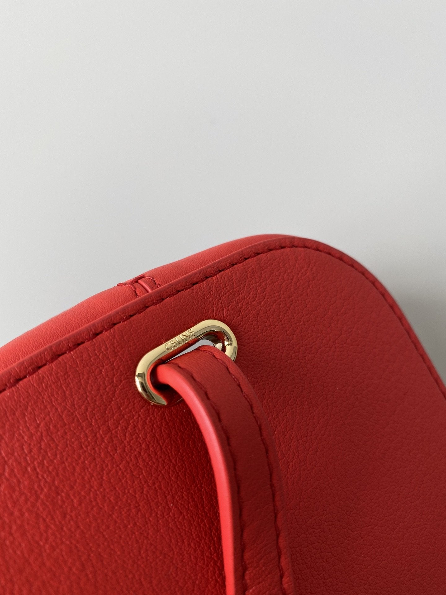 CE Small Box Cuir Triomphe Red For Women 4in/11cm 199263EFB.27BR