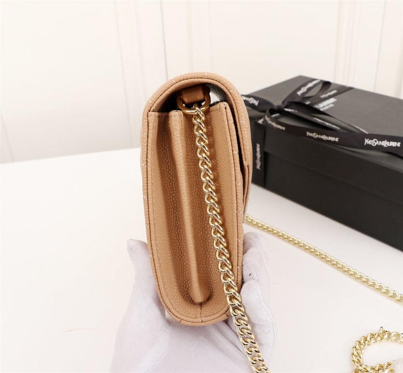 SAINT LAURENT CASSANDRE MATELASSE CHAIN WALLET IN GRAIN DE POUDRE EMBOSSED BEIGE 22CM