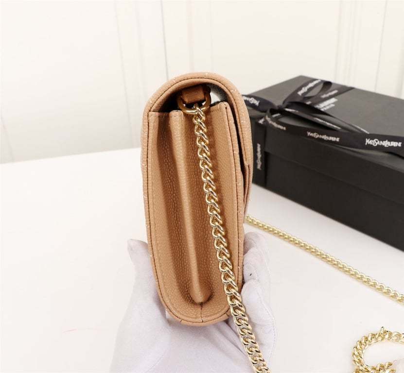 SAINT LAURENT CASSANDRE MATELASSE CHAIN WALLET IN GRAIN DE POUDRE EMBOSSED BEIGE 22CM