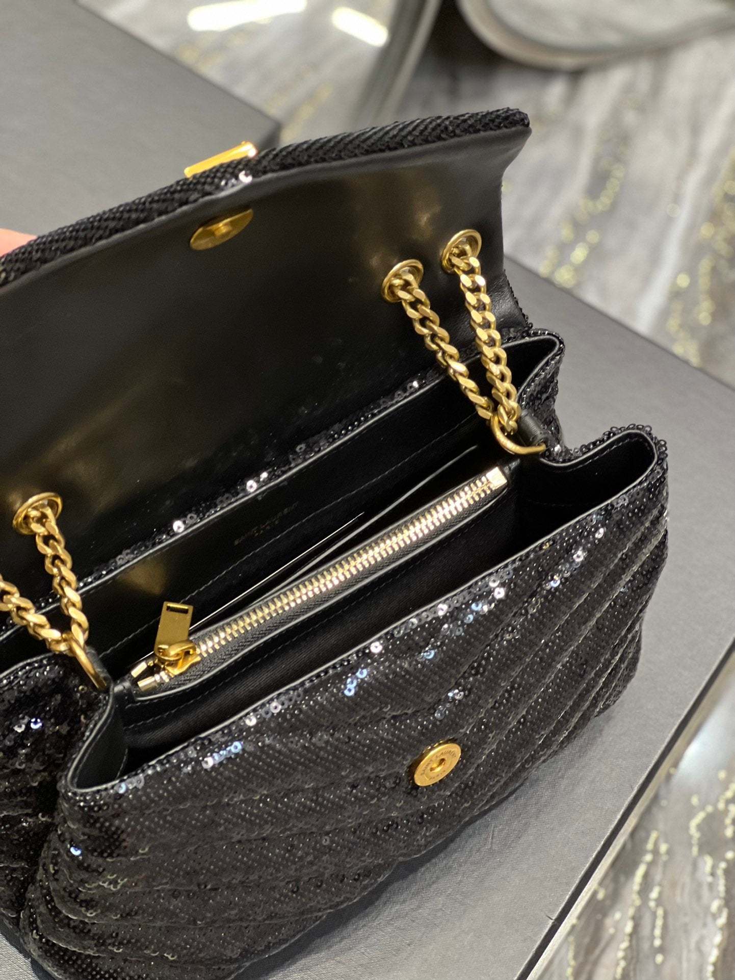 YSSL Loulou Small Chain Bag Black For Women, Women’s Bags 9in/23cm YSL 494699FAAER1000