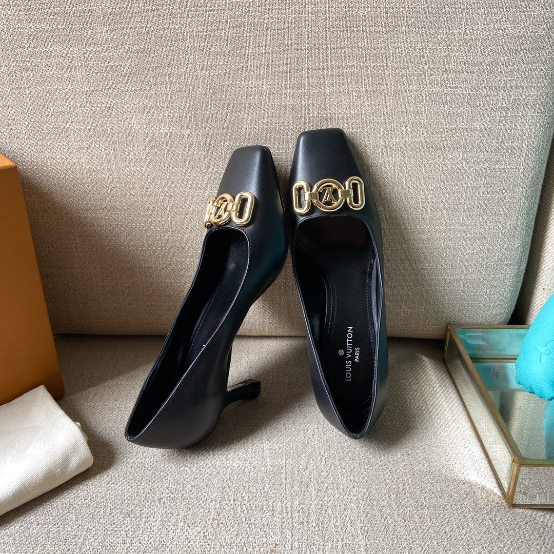 LUV WOMEN’S ROTARY PUMP BLACK