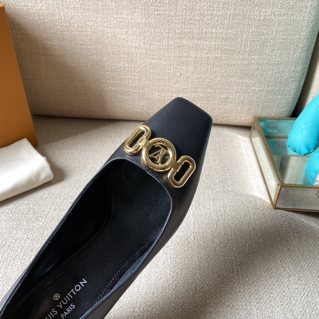 LUV WOMEN’S ROTARY PUMP BLACK