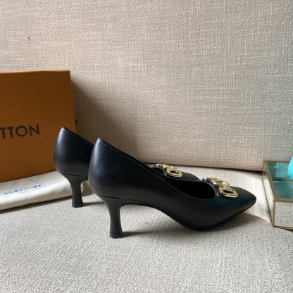LUV WOMEN’S ROTARY PUMP BLACK