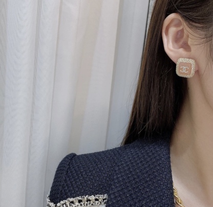 CC EARRINGS