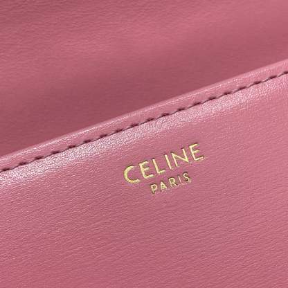 CE CHAIN SHOULDER BAG TRIOMPHE IN TRIOMPHE CANVAS PINK