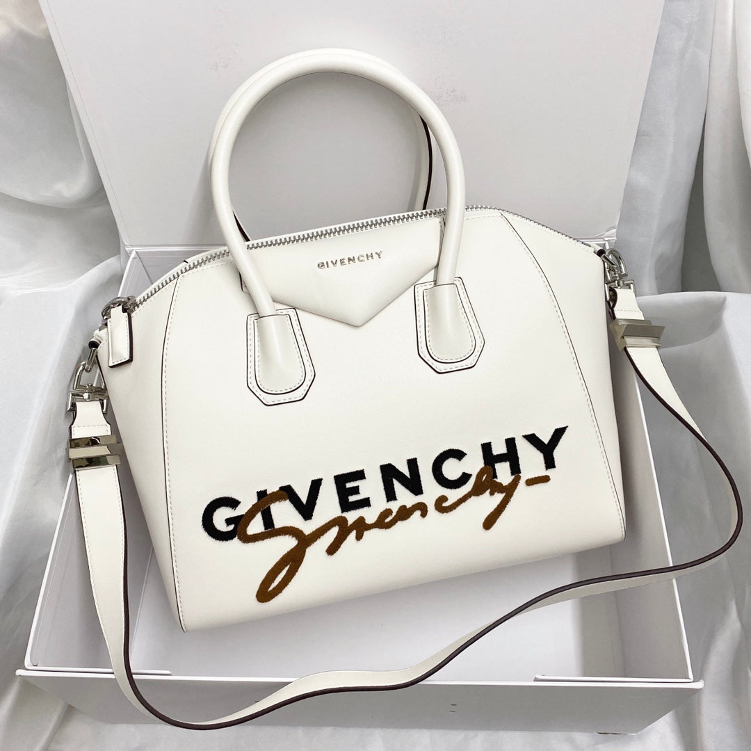 gv Antigona Bag White For Women, Handbags, Shoulder Bags 13in/33cm GVC 