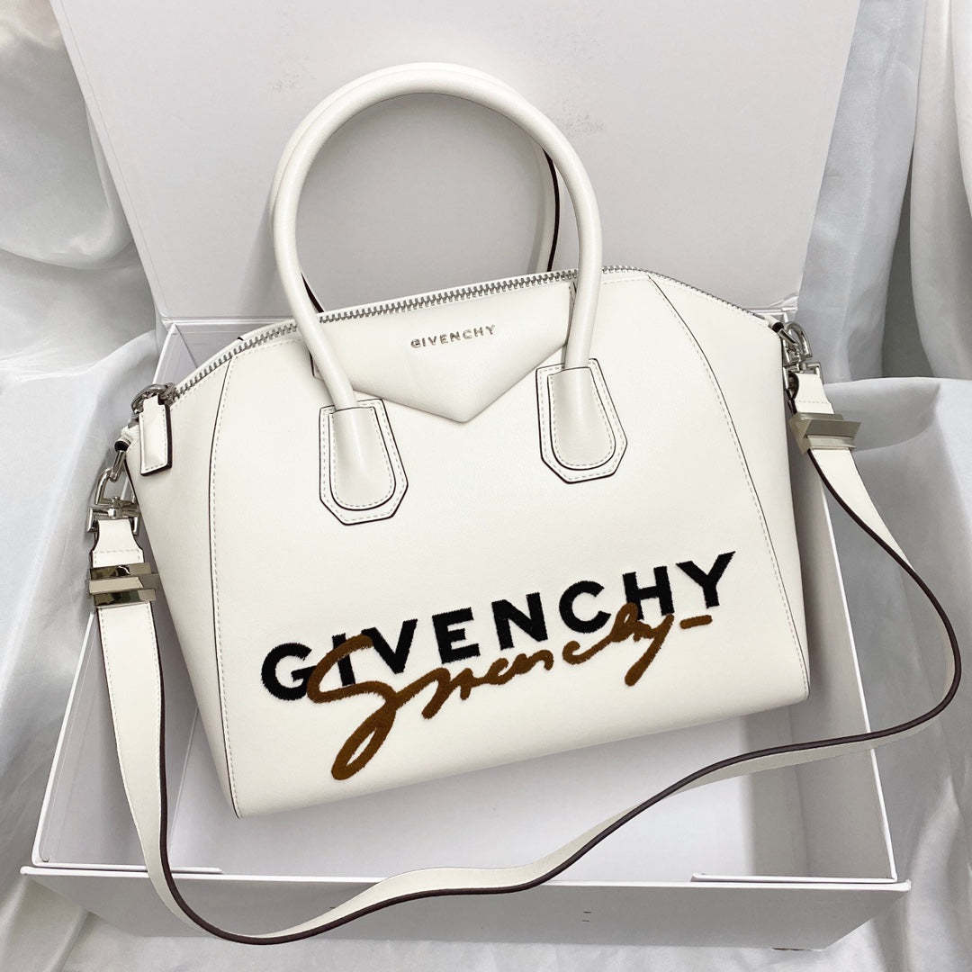 gv Antigona Bag White For Women, Handbags, Shoulder Bags 13in/33cm GVC 