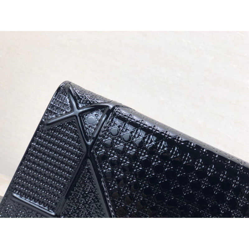 Diorama Wallet on Chain Pochette Bag