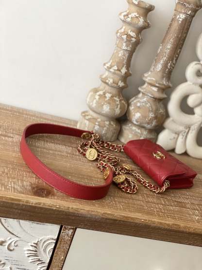 Chanel Clutch With Chain Red For Women, Women’s Bags 4.8in/12.3cm
