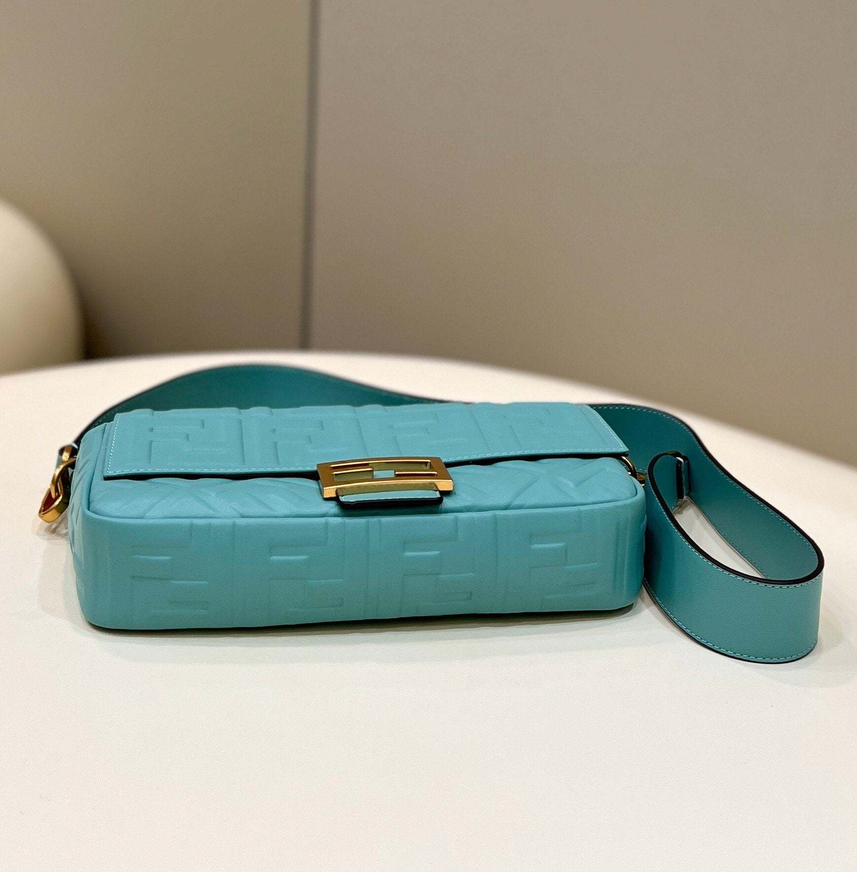 FI Baguette Teal For Women, Women’s Handbags, Shoulder And Crossbody Bags 10.6in/27cm FF 8BR600