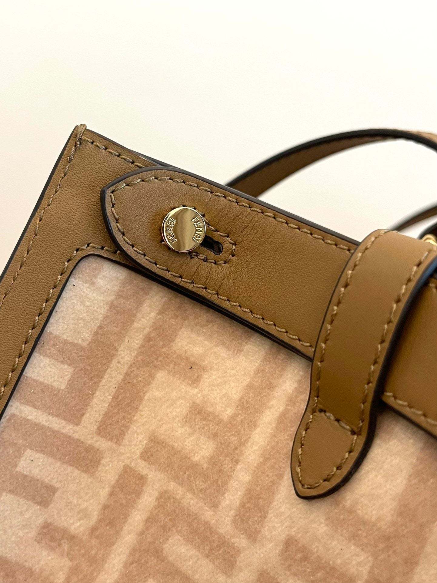 FI Peekaboo X-tote Bag Beige Canvas For Women, Women’s Handbags, Shoulder Bags 16.1in/41cm FF 8BH374