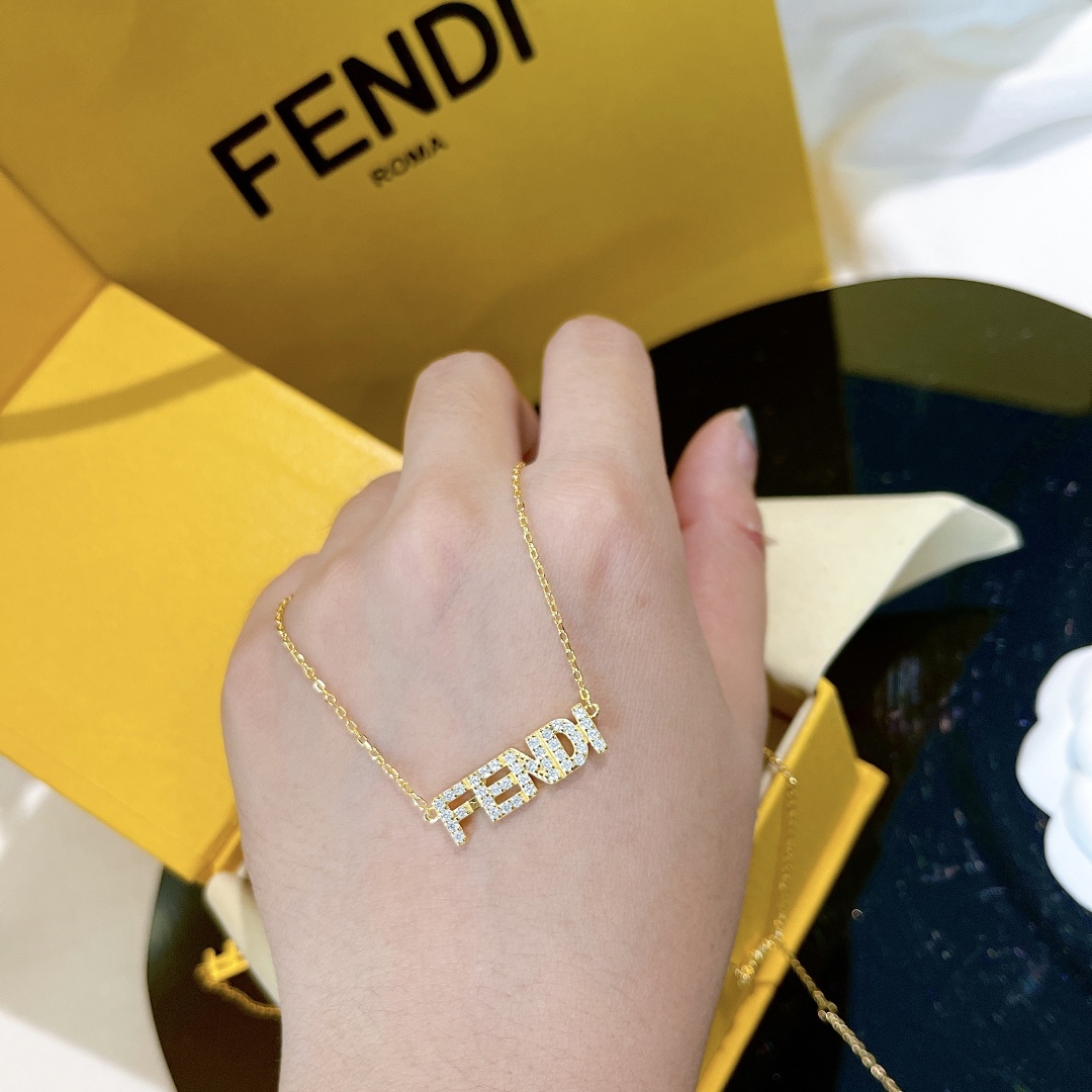 FD GOLD NECKLACE