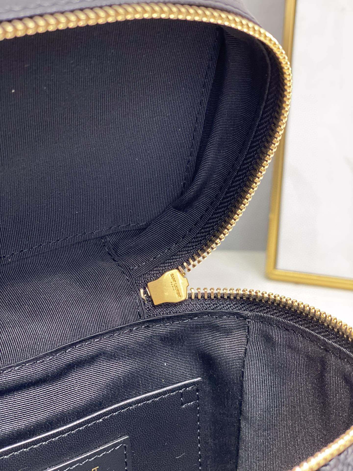 YSSL 80’s Vanity Bag In Carré-Quilted Grain De Poudre Black For Women 6.4in/16.5cm YSL 649779DME271000