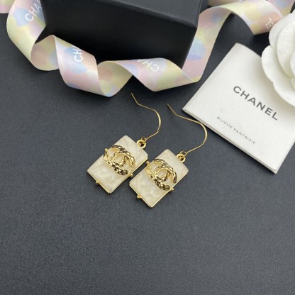 CC RECTANGLE EARRINGS