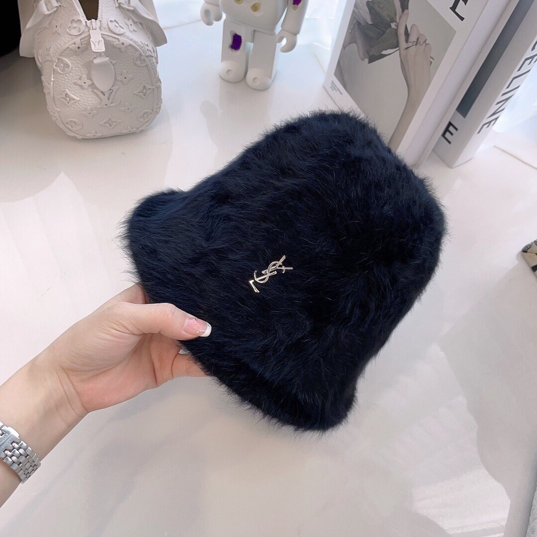 YSL FAUX FUR BUCKET HAT BLACK