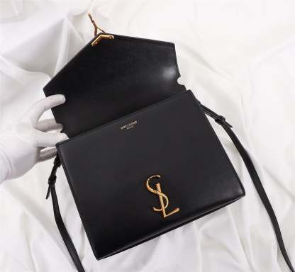 SAINT LAURENT CASSANDRA MEDIUM TOP HANDLE BAG BLACK GOLD 24CM