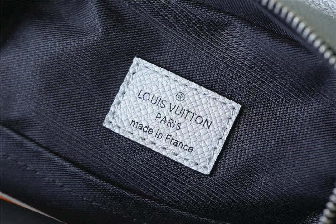 LV Outdoor Sling Bag Taigarama Gunmetal Gray For Men, Bags, Crossbody Bags 8.3in/21cm LV 