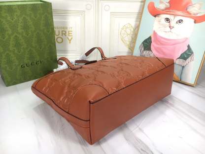 GG MATELASSE LEATHER MEDIUM TOTE BAG LIGHT BROWN