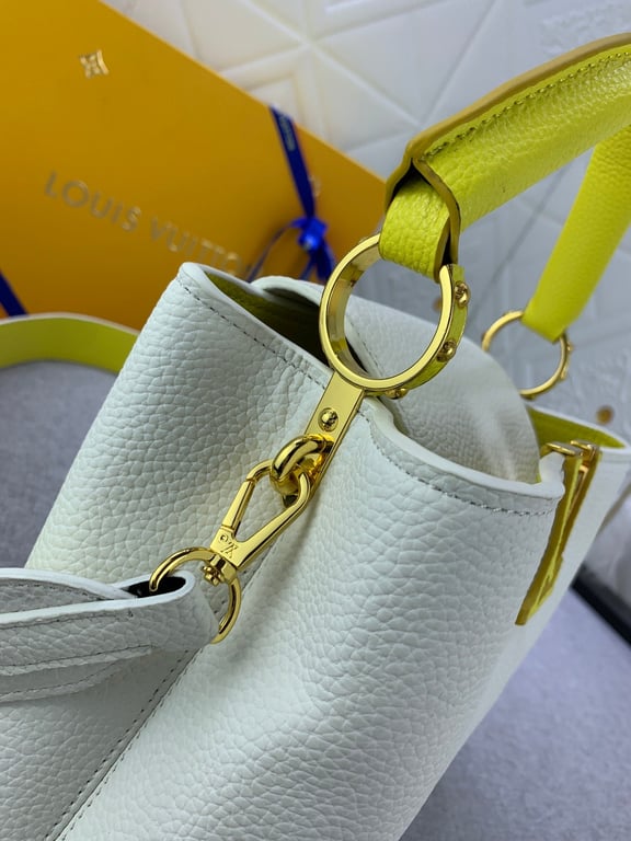 LUV CAPUCINES BB SNOW WHITE 27CM