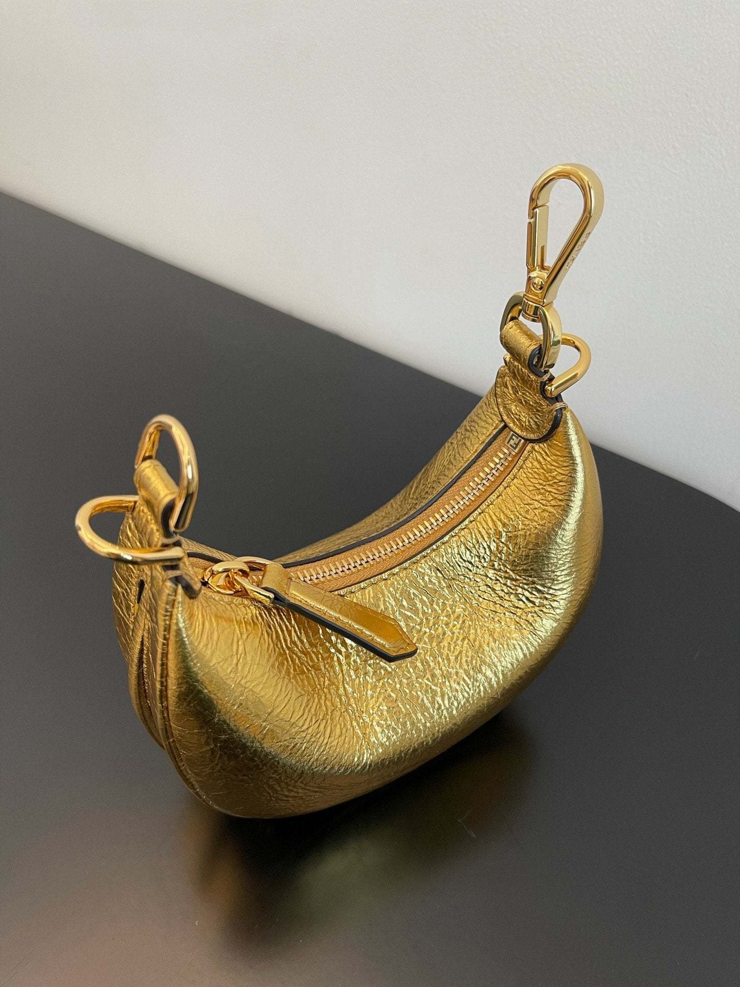 FI Nano FIgraphy Gold For Women, Women’s HandBags 6.7in/17cm FF 7AS089