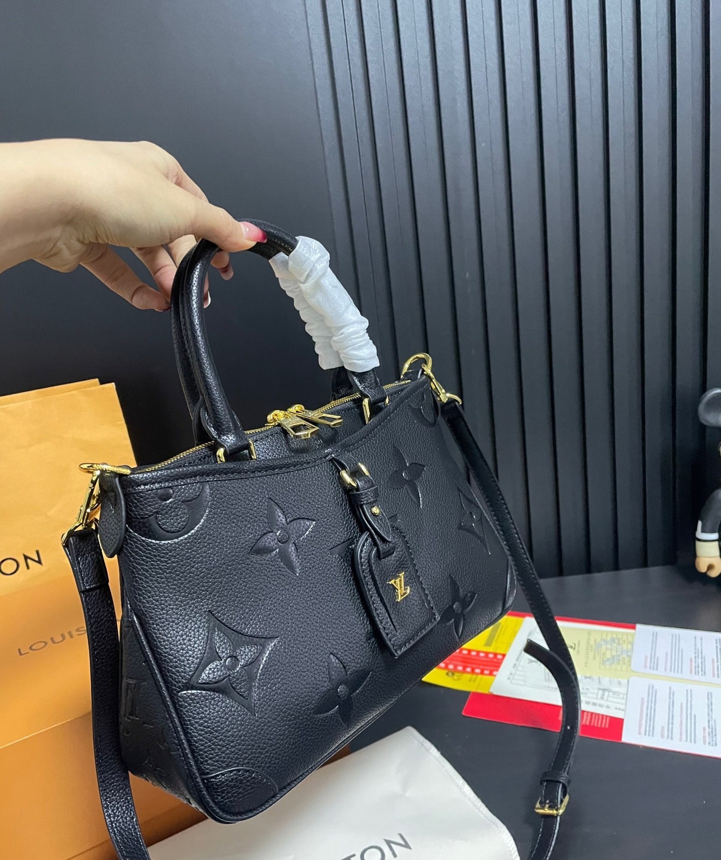 LV TRIANON PM MONOGRAM EMPREINTE BLACK 28CM M46488