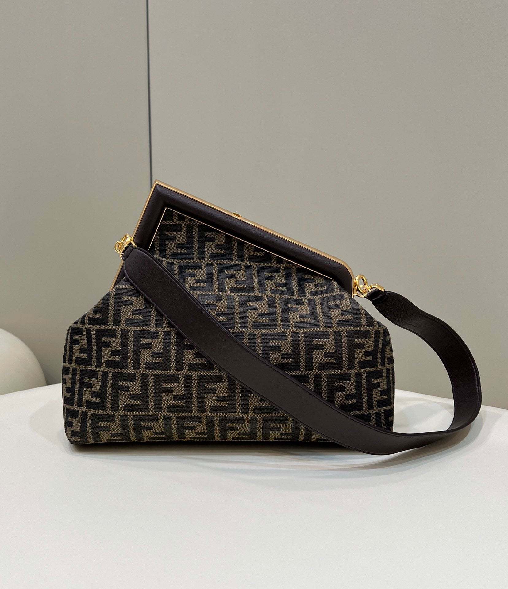 FI First Small Brown Canvas For Women, Women’s HandBags, Shoulder And Crossbody Bags 10.2in/26cm FF 8BP129