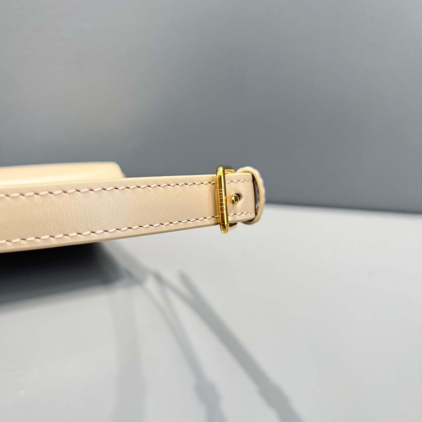 CE Triomphe Shoulder Bag Beige For Women 8in/20.5cm