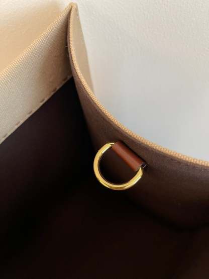 FI Sunshine Medium Tote Bag Beige Canvas For Women, Women’s Bags, Shoulder Bags 13.8in/35cm FF 8BH386