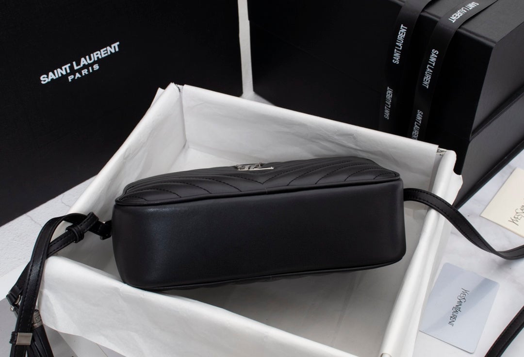 SAINT LAURENT LOU CAMERA BAG IN QUILTED BLACK SILVER LEATHER 23CM