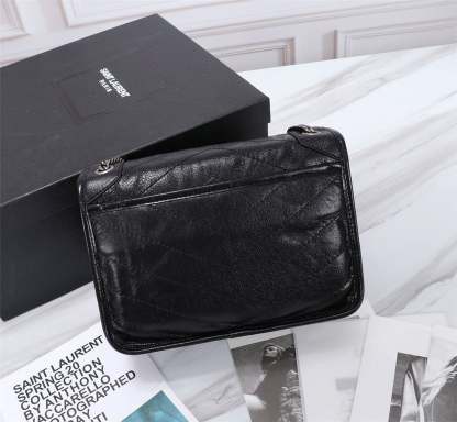 SAINT LAURENT NIKI BABY CHAIN BAG IN CRINKLED VINTAGE BLACK NOIR 21CM 6331600EN041000