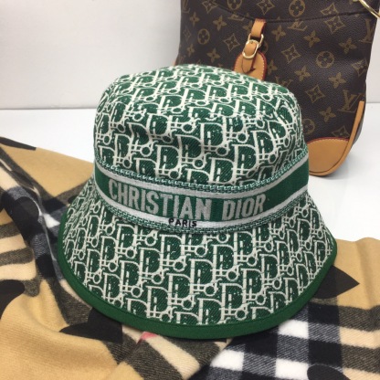 DOR OBLIQUE BUCKET HAT GREEN