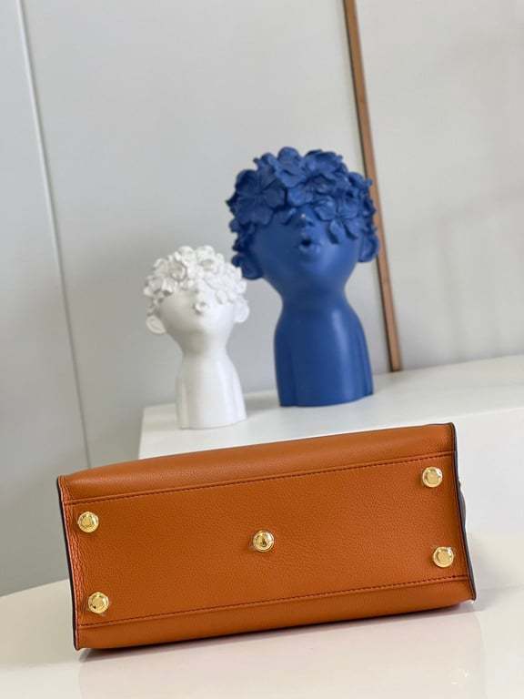 LUV 30CM MM BROWN ON MY SIDE