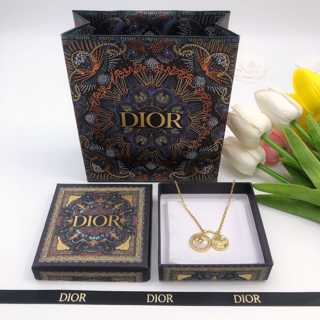 DOR GOLD NECKLACE