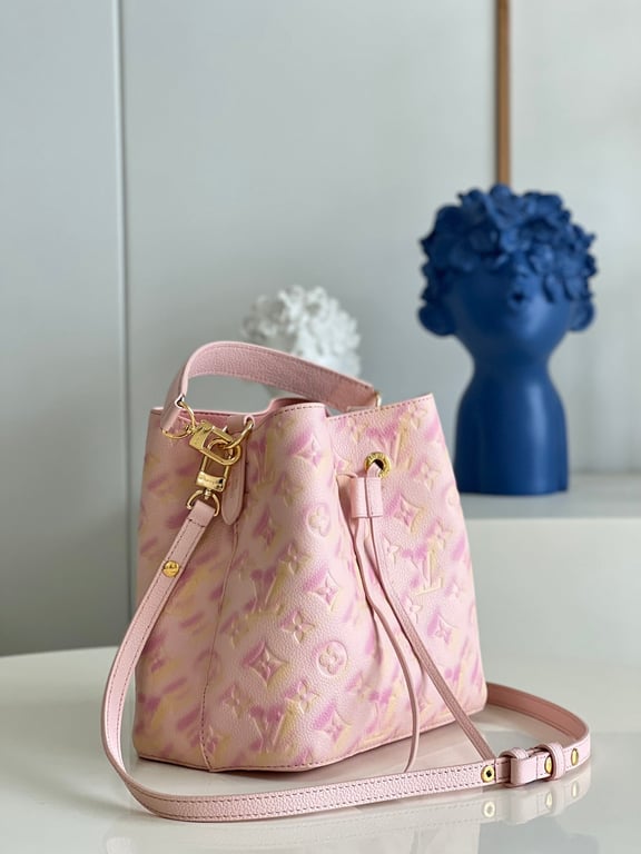 LUV NEONOE BB 20CM PINK