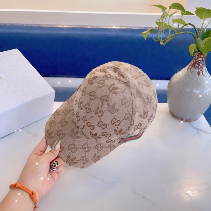 GG X ADIDAS BASEBALL CAP HAT BEIGE