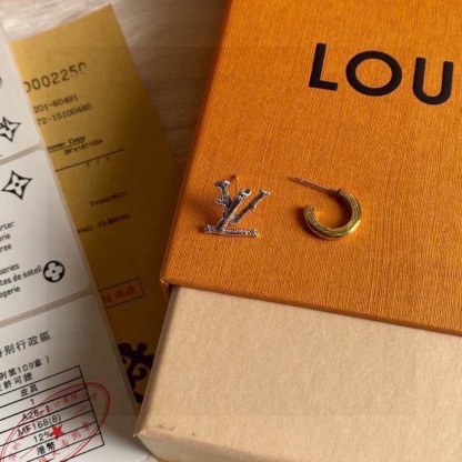 LV EARRINGS