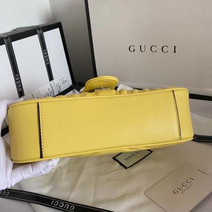GG MARMONT MATELASSE SHOULDER BAG LIGHT YELLOW 26CM