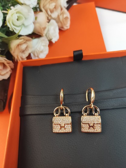 HM EARRINGS