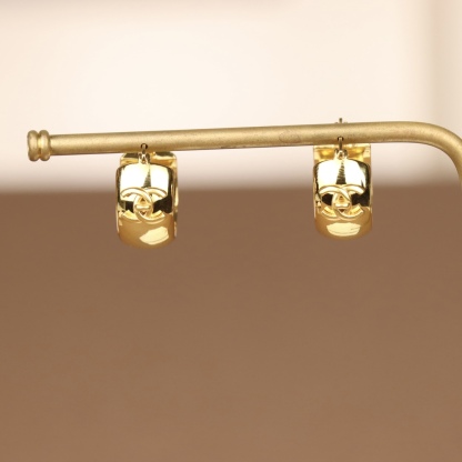 CC CC HOOP EARRINGS
