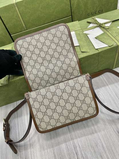 GG Mini shoulder bag with Interlocking G 671620 92TCG 8563